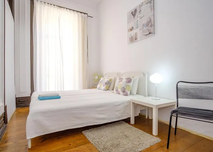 ゲストハウス Unique *